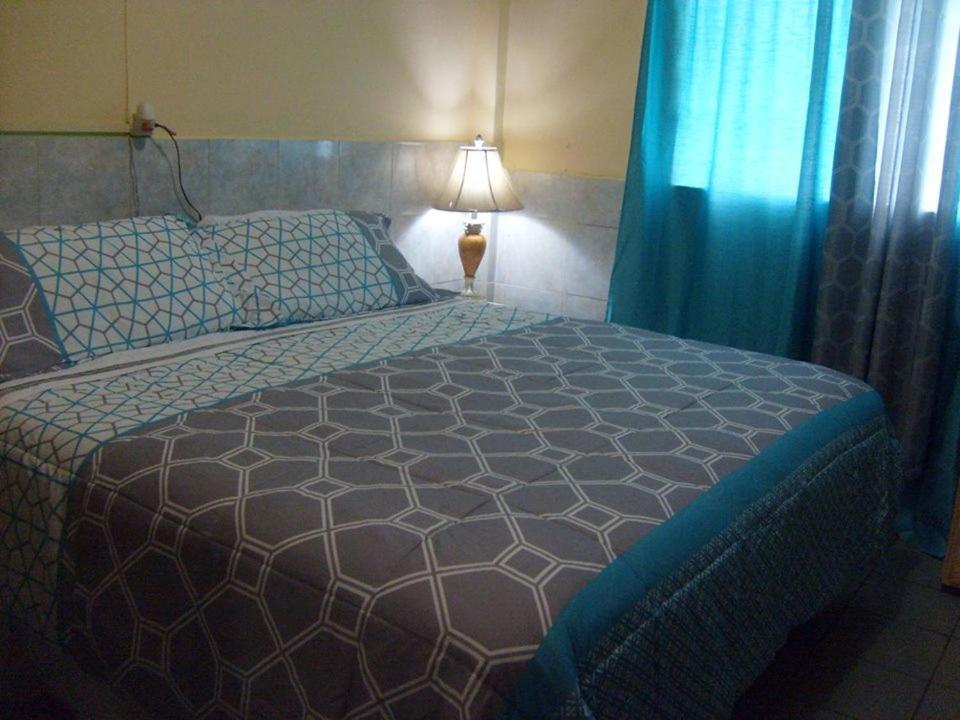 Caribbean Tourist Villa Port of Spain ภายนอก รูปภาพ